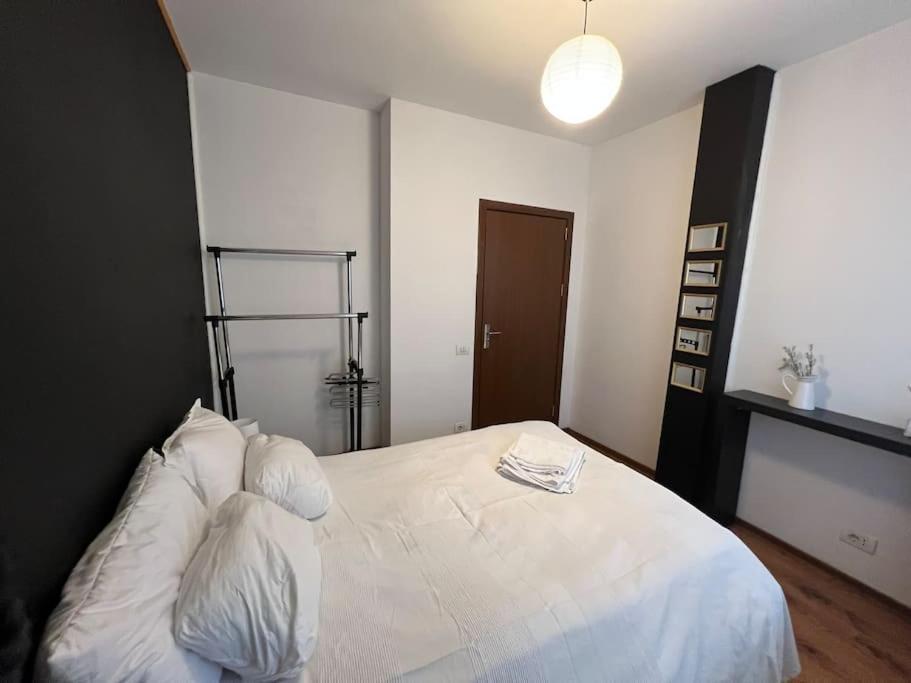 Inc Apartment In Villa Bukares Bagian luar foto